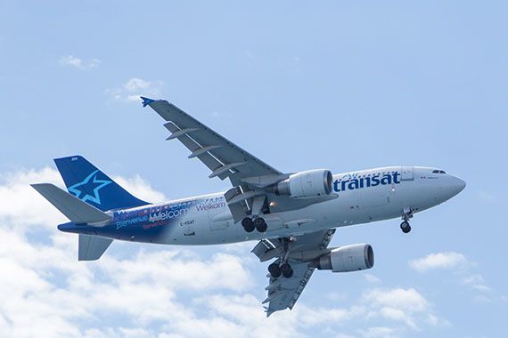 Un avion d'Air Transat